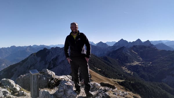 Wanderung im Tannheimer Tal: Grän – Bad Kissinger Hütte – Aggenstein – Gräner Höhenweg – Füssener Joch