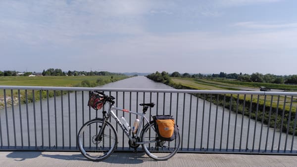 Um den See auf dem Bodenseeradweg inkl. Bergetappe und Übernachtung auf dem Pfänder