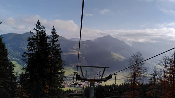 Wanderung im Tannheimer Tal: Schattwald – Bschießer – Ponten – Zirleseck – Rohnenspitze
