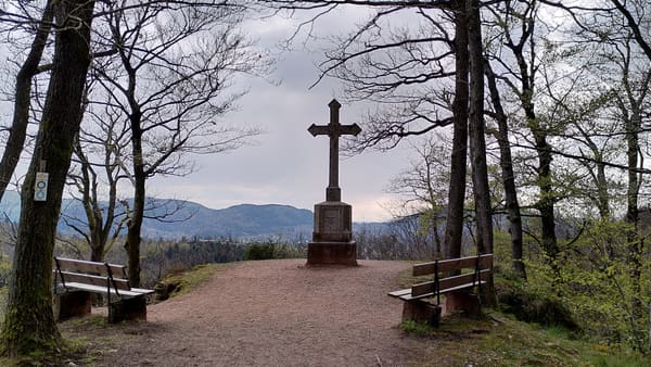 Wanderung auf dem Ebersteinburg-Rundweg bei Baden-Baden im Nordschwarzwald