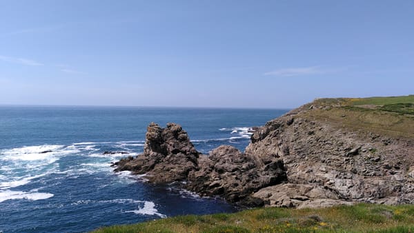 GR34 in der Bretagne: Küstenwanderung von Audierne über die Pointe du Raz nach Camaret-sur-Mer