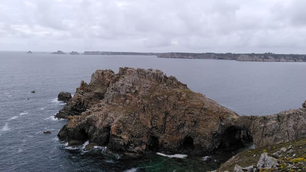 GR34 in der Bretagne: Küstenwanderung von Audierne über die Pointe du Raz nach Camaret-sur-Mer