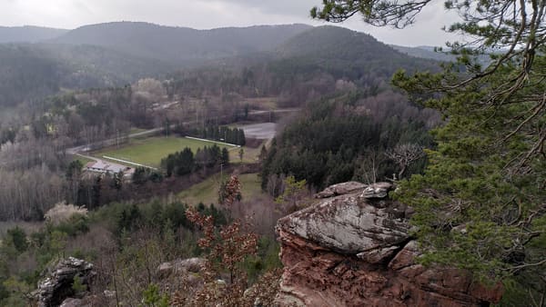 Pfälzer Wald Wanderung Höllenberg-Tour Spirkelbach – Felsen, Steine, Aussicht