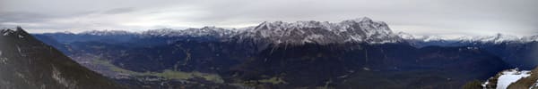 Gipfel-Wanderung Hoher Ziegspitz zum perfekten Zugspitz-Panorama bei Garmisch