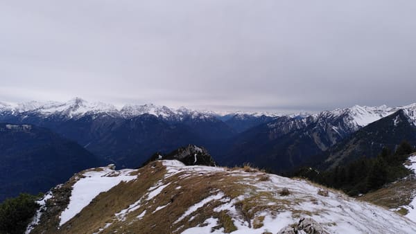 Gipfel-Wanderung Hoher Ziegspitz zum perfekten Zugspitz-Panorama bei Garmisch