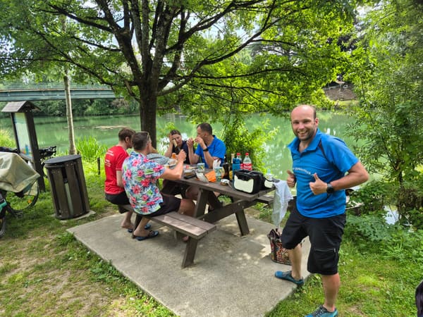 Radtour von Lothringen über Verdun entlang des Maasradwegs ins Tal der Semois in den Ardennen