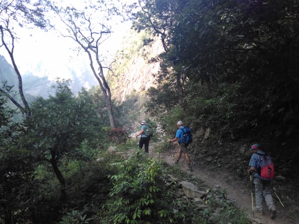 Trekking im Himalaya: Manaslu-Runde – Rundwanderung um den Achttausender Manaslu