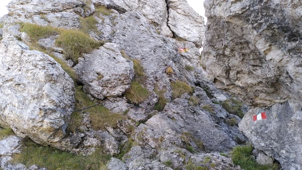 Monte Grona – Gipfel-Wanderung mit Comer-See-Panorama bei Menaggio