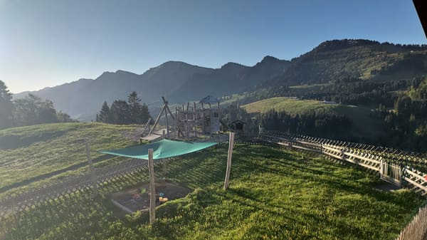Hüttentour mit Kindern auf der Nagelfluhkette bei Oberstaufen im Allgäu