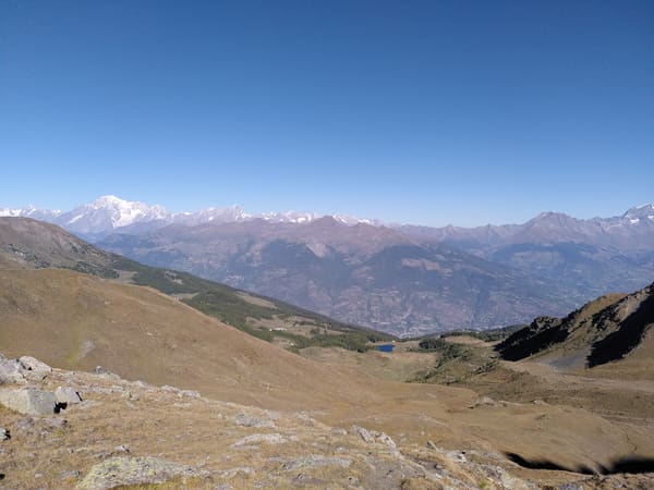 Klettersteig auf die Punta della Valletta (3.090 m) von Pila mit Panorama auf zahlreiche Viertausender