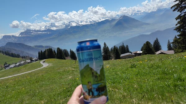 Panorama-Wanderung auf der Rigi über dem Vierwaldstättersee in der Schweiz