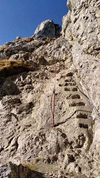 Wanderung im Tannheimer Tal: Nesselwängle – Gimpelhaus – Rote Flüh – Nesselwängler Scharte – Otto-Mayr-Hütte