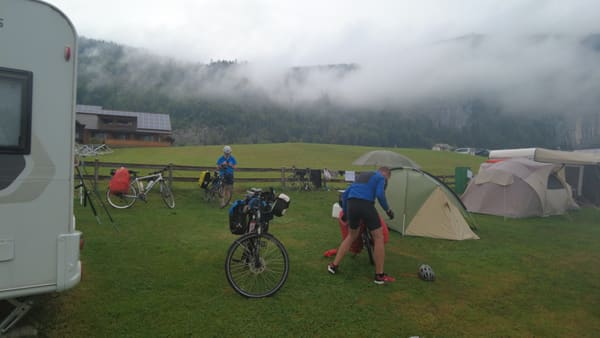 Salzkammergut-Radweg: 4-Tages-Rundtour von Salzburg über Wolfgangsee, Hallstätter See und Attersee