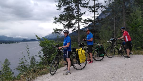 Salzkammergut-Radweg: 4-Tages-Rundtour von Salzburg über Wolfgangsee, Hallstätter See und Attersee