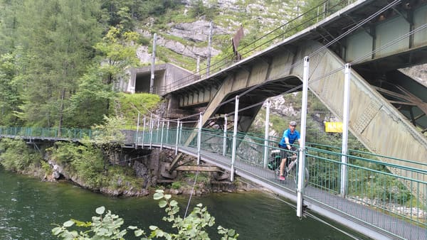 Salzkammergut-Radweg: 4-Tages-Rundtour von Salzburg über Wolfgangsee, Hallstätter See und Attersee