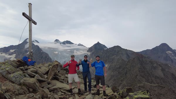 Stubaier Höhenweg: Fünftagestour von der Dresdner Hütte zur Innsbrucker Hütte