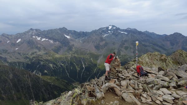 Stubaier Höhenweg: Fünftagestour von der Dresdner Hütte zur Innsbrucker Hütte
