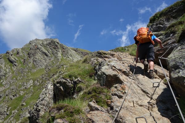 Stubaier Höhenweg: Fünftagestour von der Dresdner Hütte zur Innsbrucker Hütte