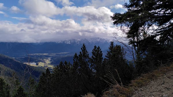 Gipfel-Wanderung auf den Wank bei Garmisch-Partenkirchen