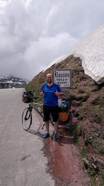Bikepacking Trans-Schweiz: Von Zürich nach Luzern über den Klausenpass, die Große Scheidegg und die Berner Voralpen